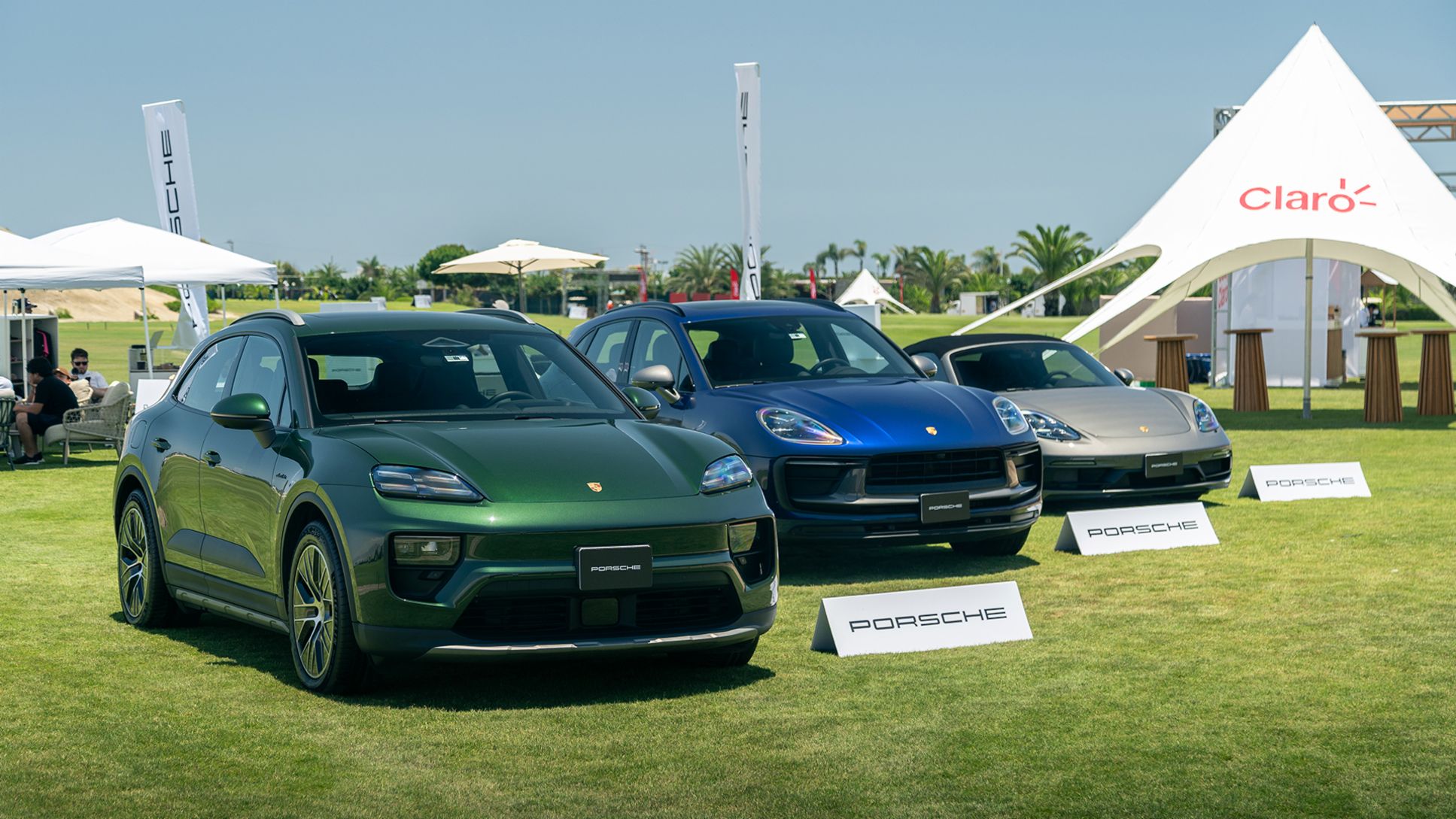 Exhibici&oacute;n de los modelos Porsche Macan 4 Electric, Macan T y 718 Boxster GTS durante el VI Abierto de Golf Claro 2026, que se llev&oacute; a cabo en Asia Golf Club, Lima, Per&uacute;, Porsche AG.
