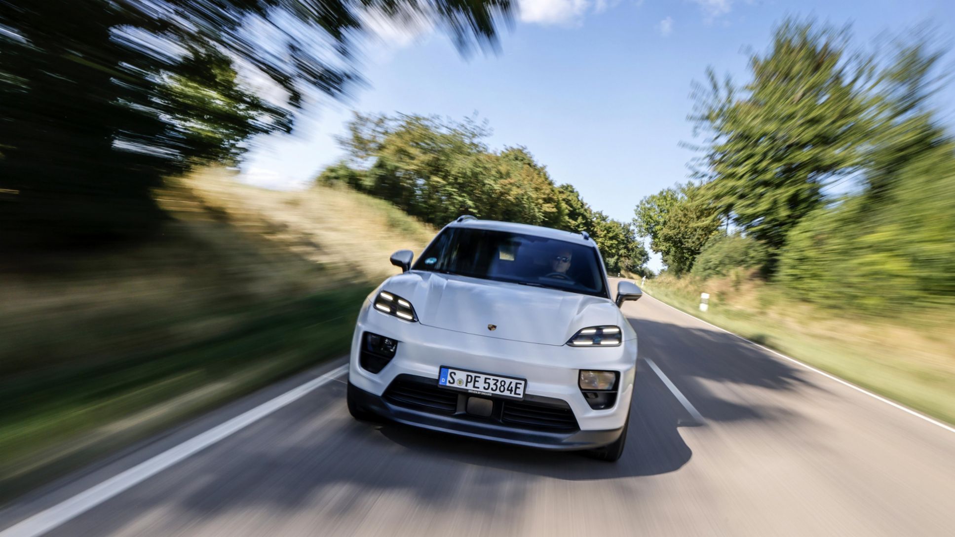 Porsche Macan cu Advanced Package, 2026, Porsche AG