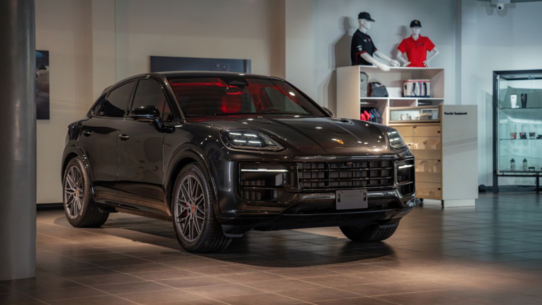 Porsche Costa Rica entrega la unidad 1.000: un Cayenne GTS Coupé exclusivo y con un color personalizado