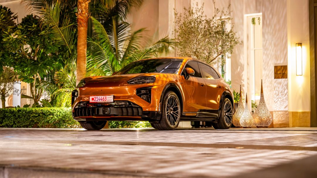 Porsche community kicks off an exciting new season at the Raffles Al Areen Palace