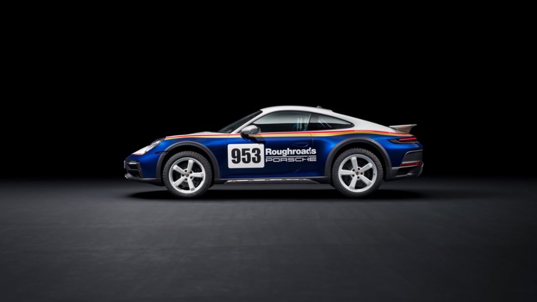 911 Dakar - Walkaround