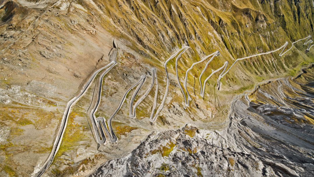 Track, Porsche Drive – Stelvio, 2017, Porsche AG