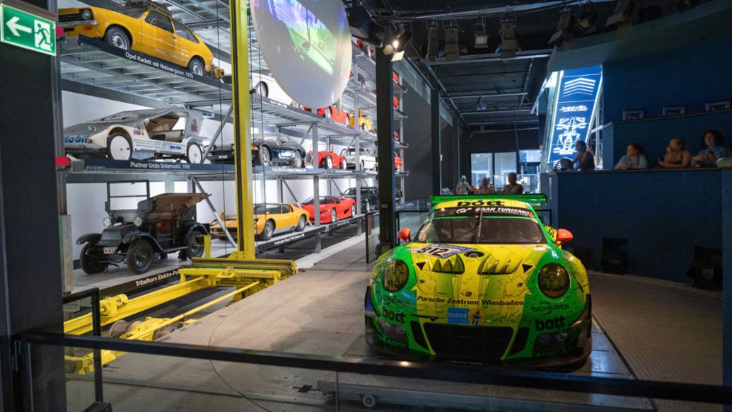 Porsche 911 GT3 R (2018), Manthey Racing, Verkehrshaus, Luzern, 2026, Porsche Schweiz AG