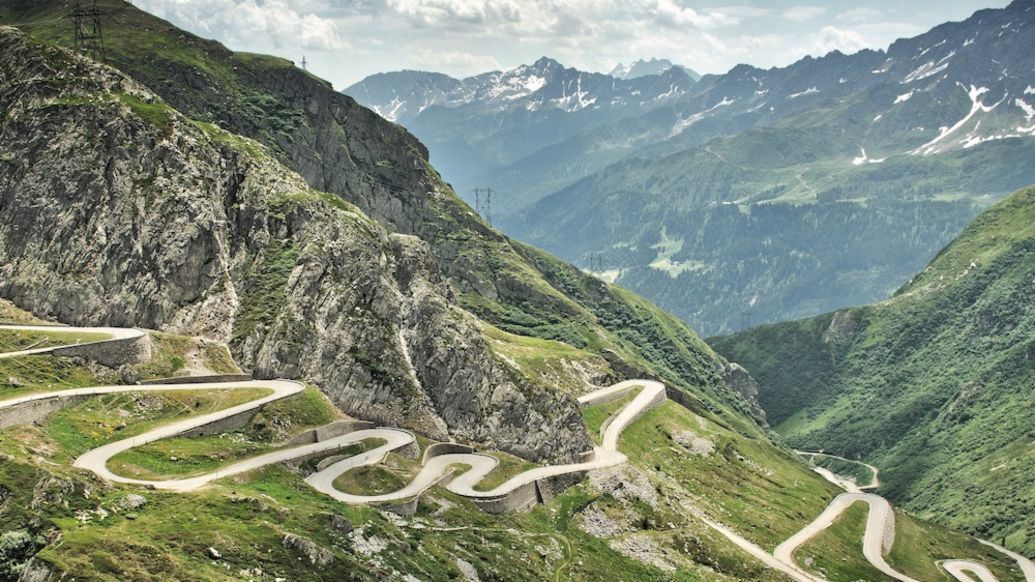 Gotthard Pass, 2026, Porsche Schweiz AG
