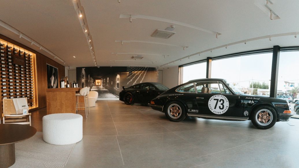 Porsche 911 E, Porsche 911 Carrera 4 GTS, Porsche Uruguay y Pulenta Estate, Jos&eacute; Ignacio, Uruguay, 2026.