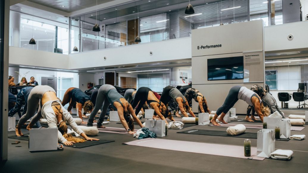 Morning Reset by Porsche, Porsche Center Santiago, Chile, 2026, Porsche AG