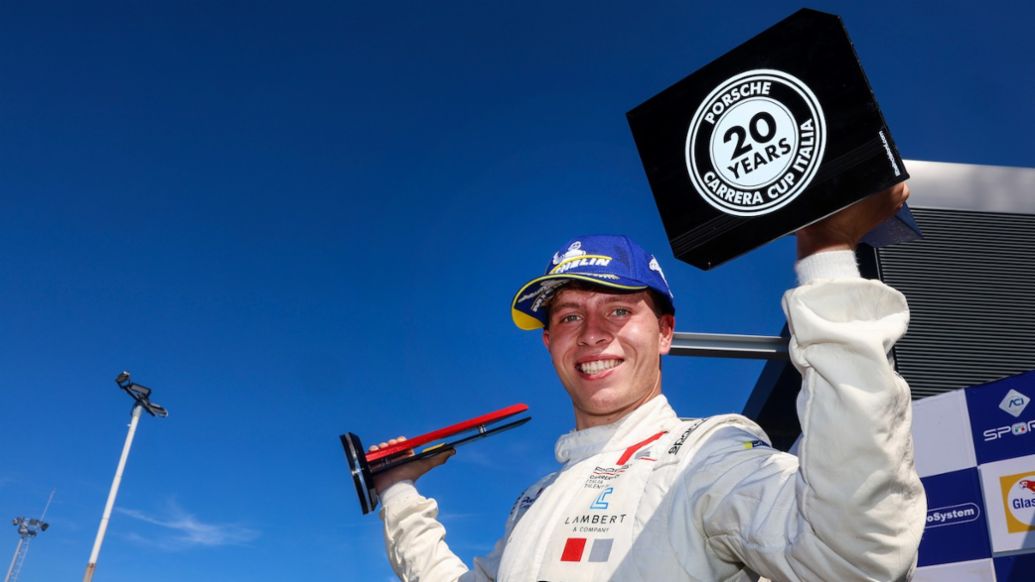Van Soelen esulta per la vittoria