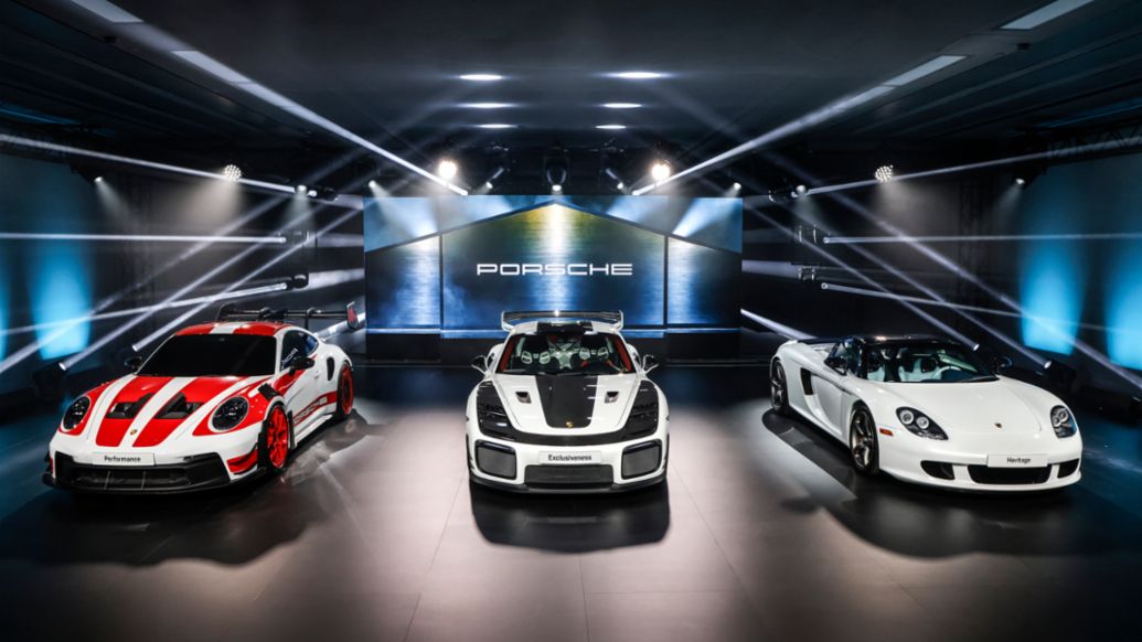 911 GT3 RS cu Manthey Kit, Flachbau RS, Carrera GT (Factory Re-Commissioning) (s-d), 2026, Porsche AG