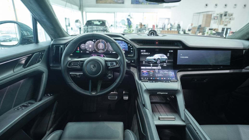 Porsche Cayenne Turbo Electric a ajuns la București, comunicat de presă, 10/02/2026, Porsche AG