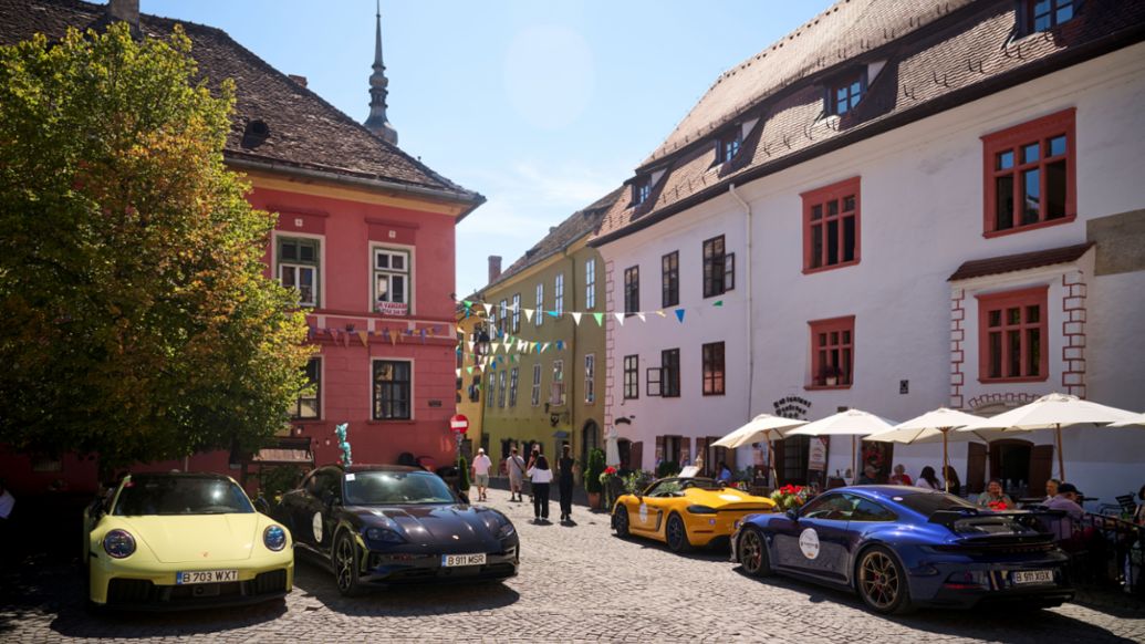 &Icirc;nt&acirc;lnire legendară: 250 de participanți din toată lumea s-au reunit la Transfăgărășan Getaway 2026, comunicat de presă, 09/09/2026, Porsche AG