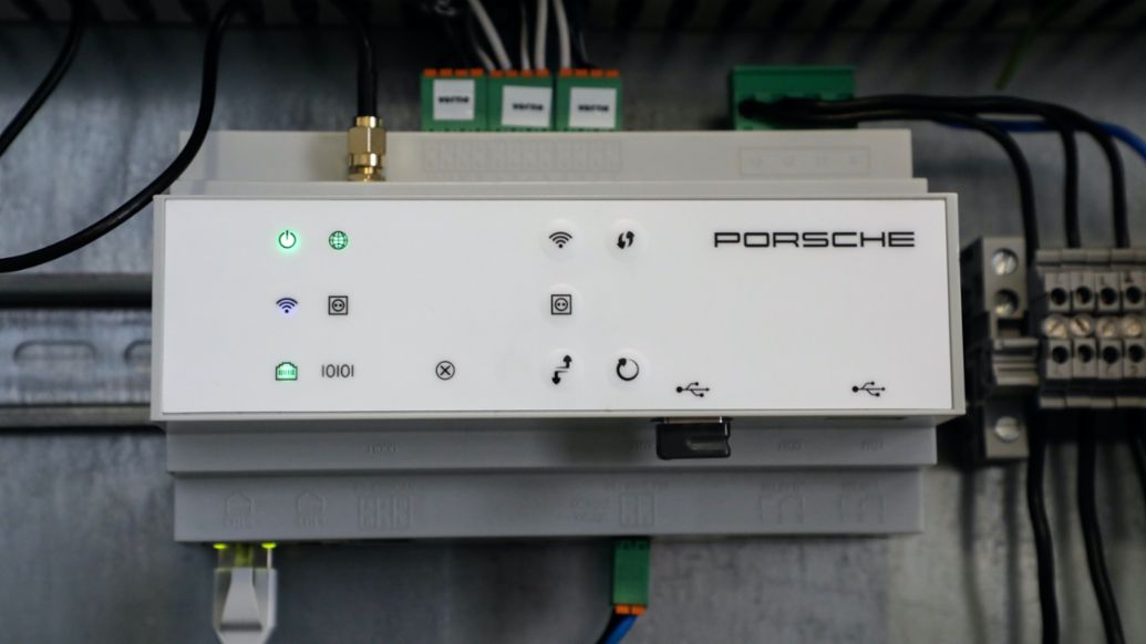 Porsche Home Energy Manager, 2022, Porsche AG