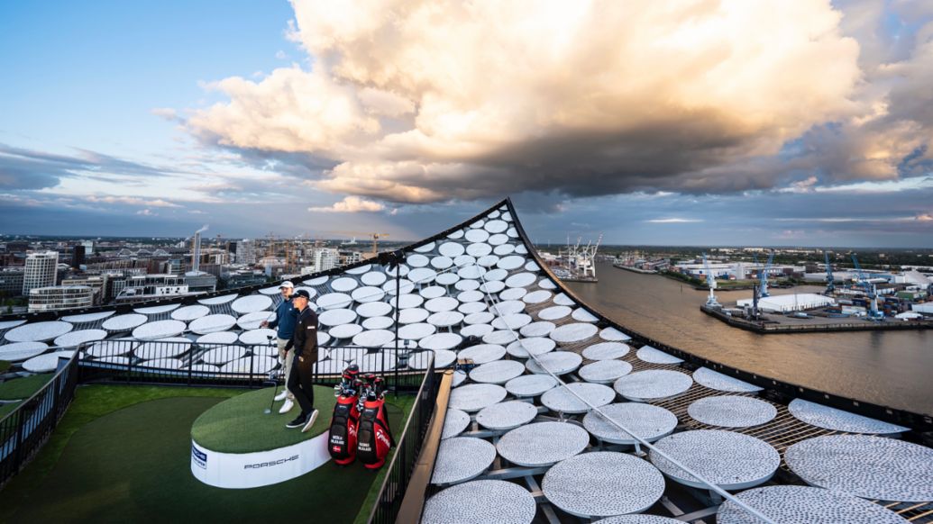 Rasmus and Nikolai Højgaard, Porsche European Open, Elbphilharmonie, Hamburg, 2022, Porsche AG