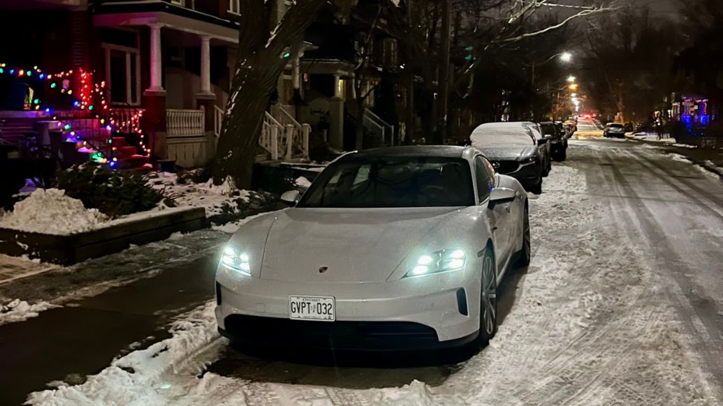Taycan 4S, Toronto, Canadá, 2025, Porsche AG
