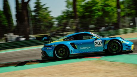 À Imola, Dragos Buriu reste en tête du groupe Open GT  