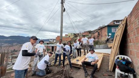 Porsche Latin America anuncia donativo adicional a TECHO para la reconstrucción en Colombia