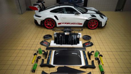 Porsche Centre Abu Dhabi installs its first Manthey Performance Kit on a 911 GT3 RS