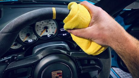 #GetCreativeWithPorsche: car detailing with Richard Tipper