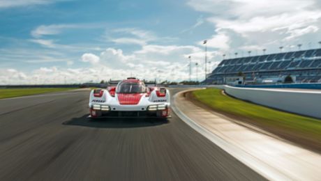 Team Porsche Penske Motorsport bereit für Saisonstart