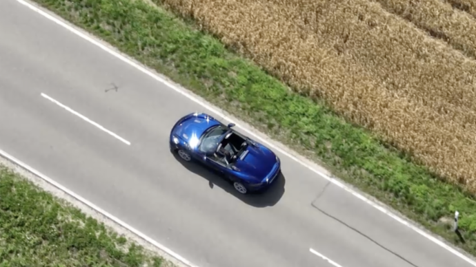 Media Drive: 718 Spyder RS - Gentian Blue Metallic