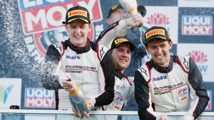 Dennis Olsen, Dirk Werner, Matt Campbell, l-r, Team Earl Bamber Motorsport, Race, Intercontinental GT Challenge, Mount Panorama Circuit, Bathurst, 2019, Porsche AG