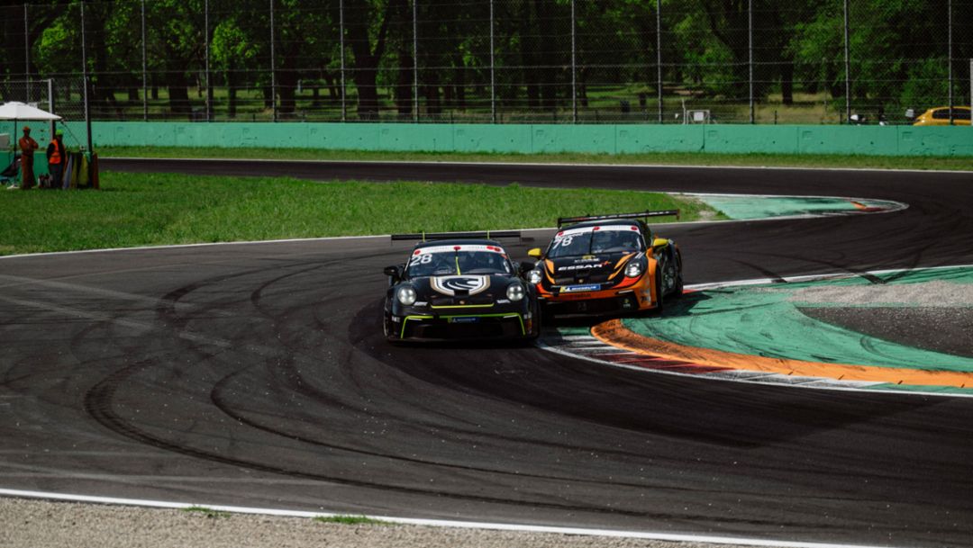 Jack Sherwood und Felix Neuhofer teilen sich GT3 Cup-Siege