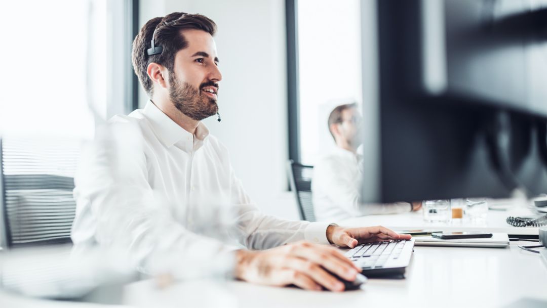 2022, Porsche Schweiz AG