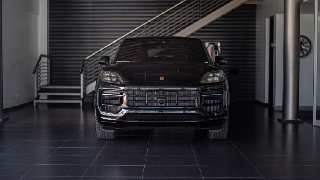 Porsche presenta en El Salvador el Cayenne Black Edition, con especial detalle en el diseño y mayor equipamiento