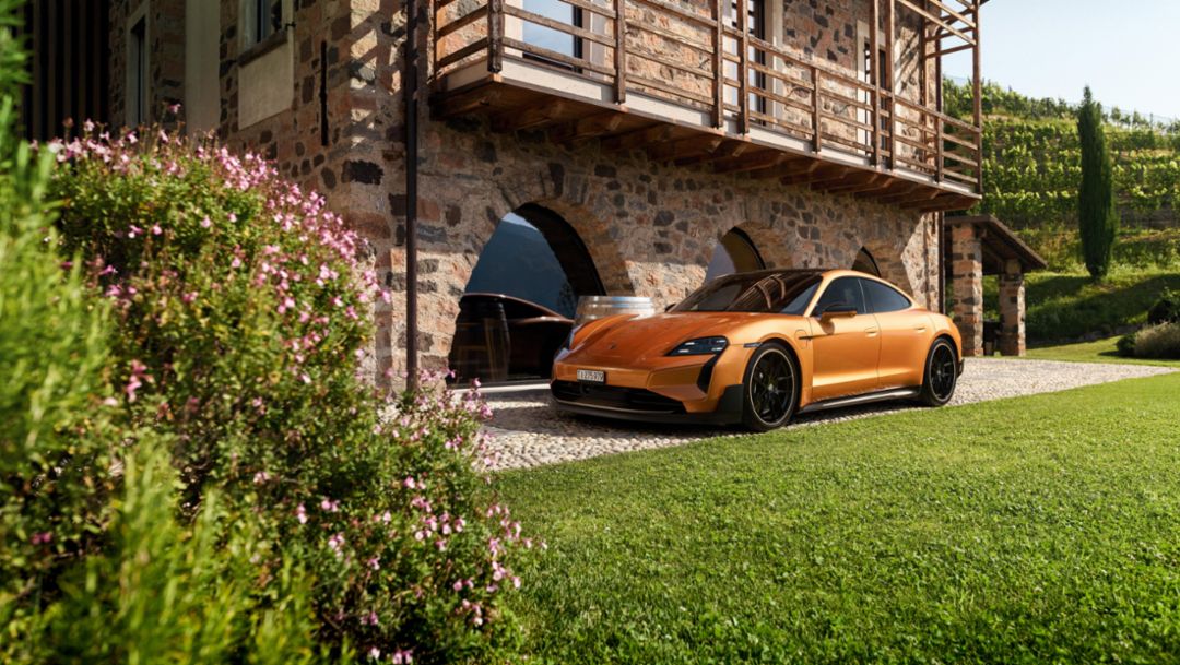 Personalizzazione fin nei minimi dettagli: una Porsche Taycan Turbo GT unica nel suo genere