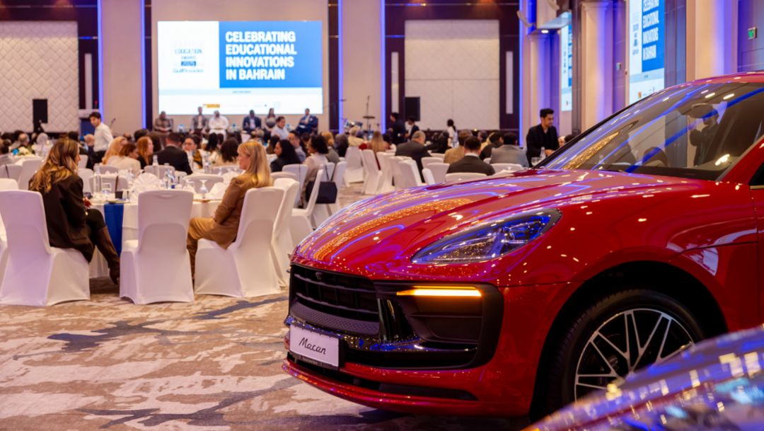 Porsche Centre Bahrain continues sponsorship of Bahrain Education Awards