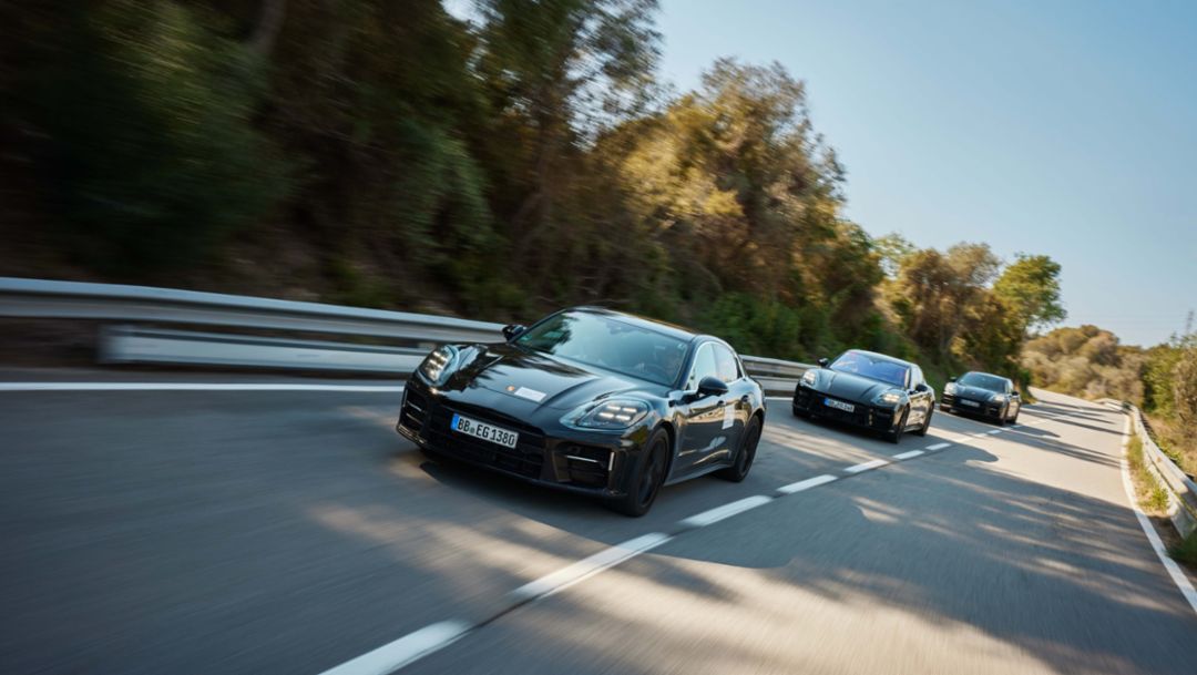 Der neue Panamera auf Erprobungsfahrt: letzter Feinschliff