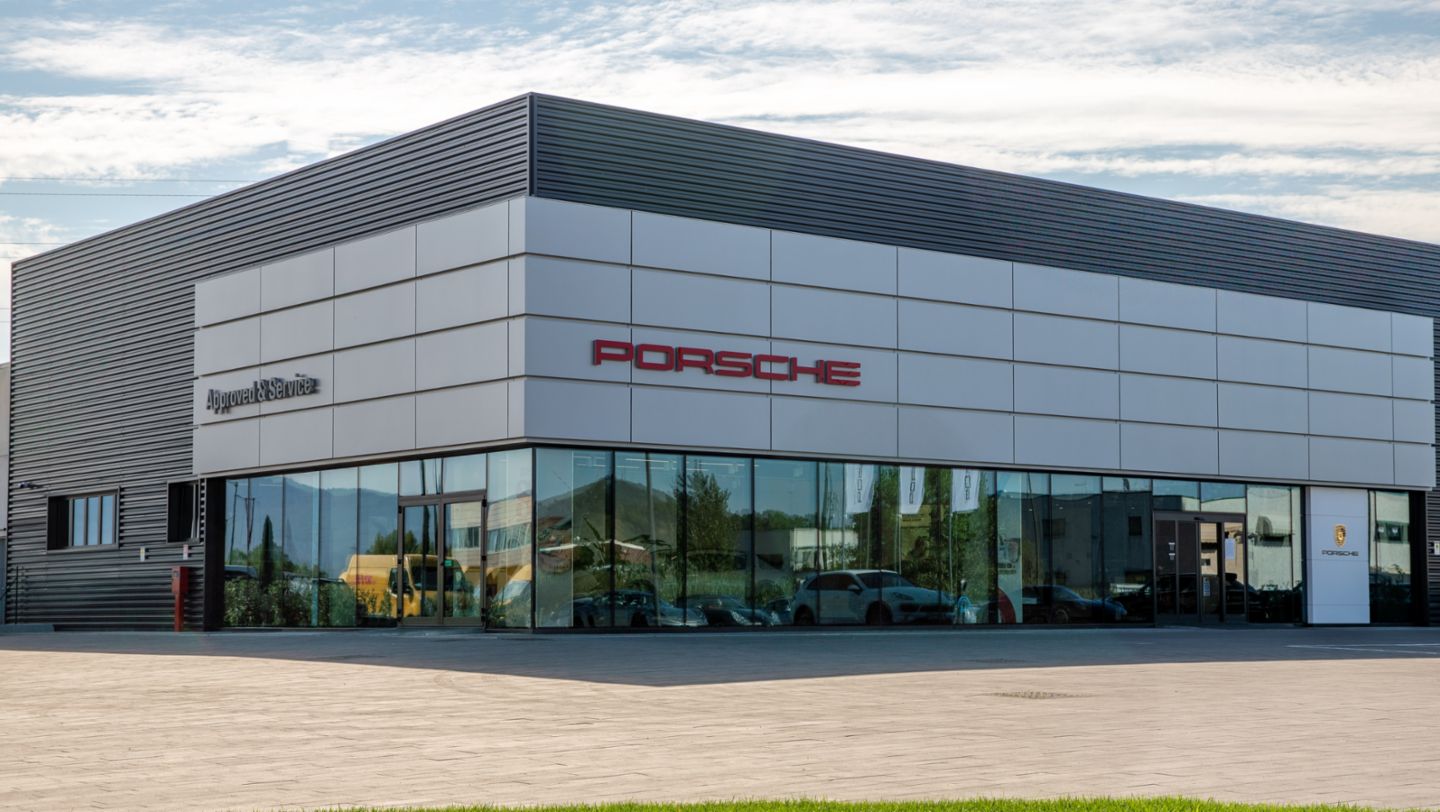 Porsche approved and service, Arezzo 2021