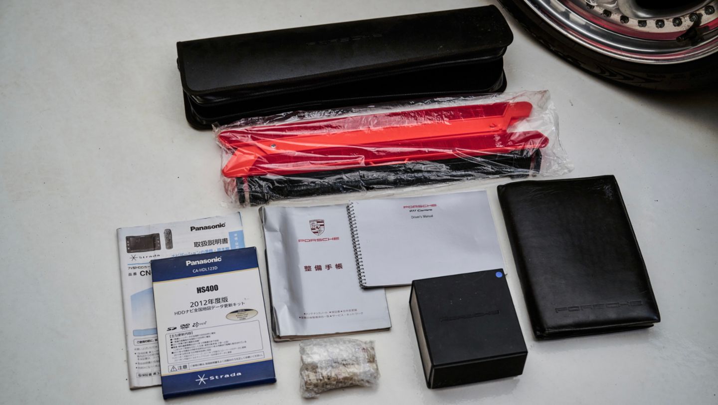 Porsche 911 Carrera RS (993), RM Sotheby's, Abu Dhabi, 2025, Porsche Middle East