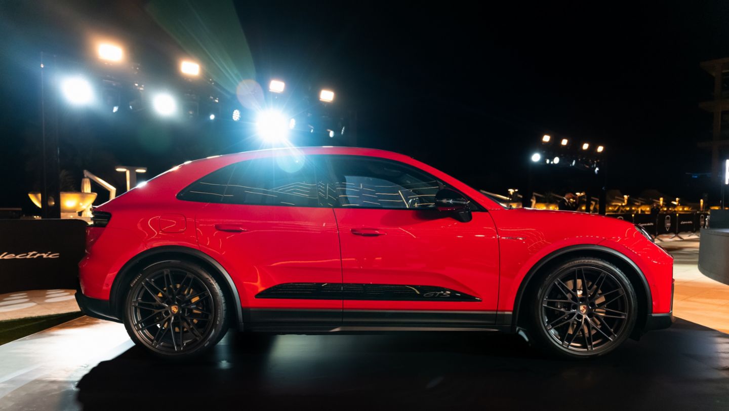 Macan GTS, Porsche Media Preview Night, Icons of Porsche, Dubai, 2025, Porsche Middle East
