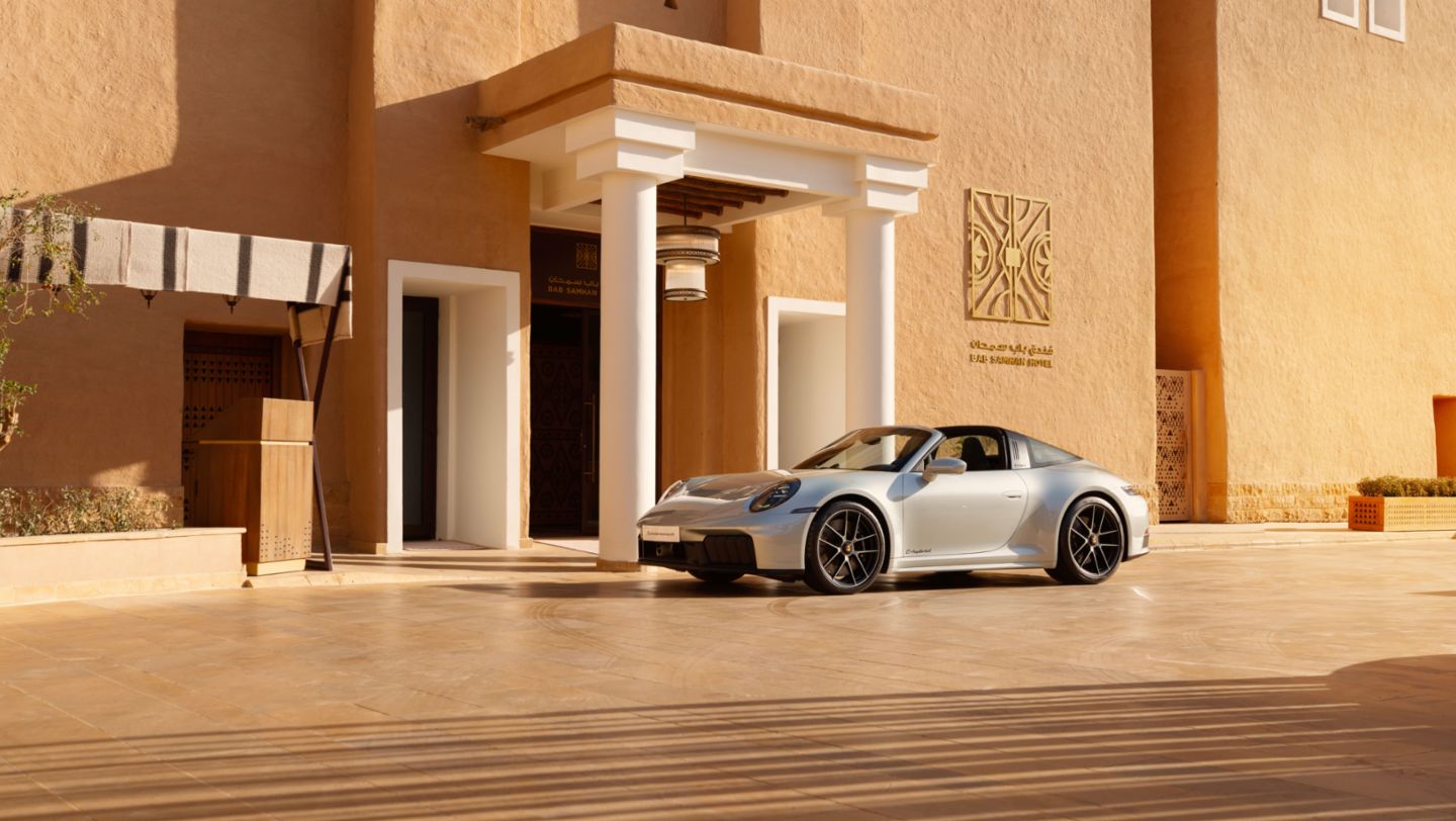 Sonderwunsch 911 Targa Green Roof 2.0, Riyadh, Saudi Arabia, 2026, Porsche Middle East
