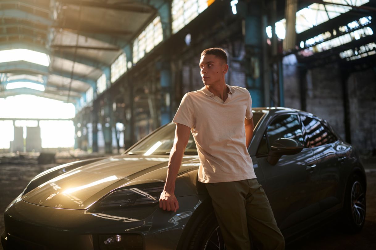 Importatorul Porsche în România și David Popovici, Porsche Friend of the Brand, inspiră tinerii înotători la „Sprint With The Stars România”, comunicat de presă, 16/01/2026, Porsche AG