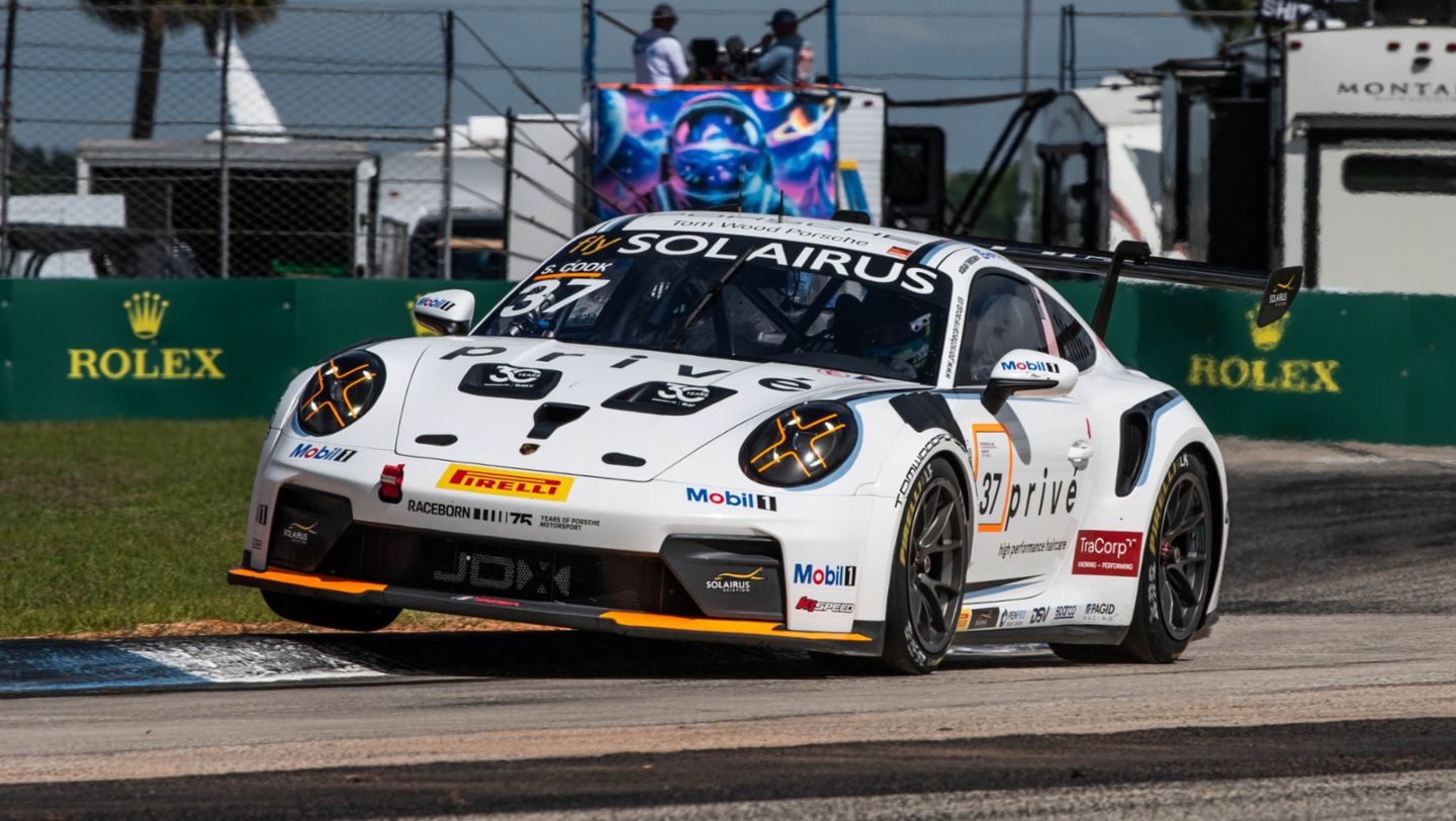 Porsche Mobil 1 Female Driver Program expands its reach in 2026