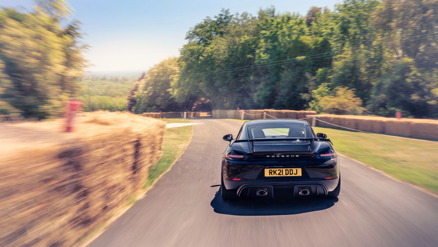 Cayman GT4, West Sussex, UK, 2021, Porsche AG