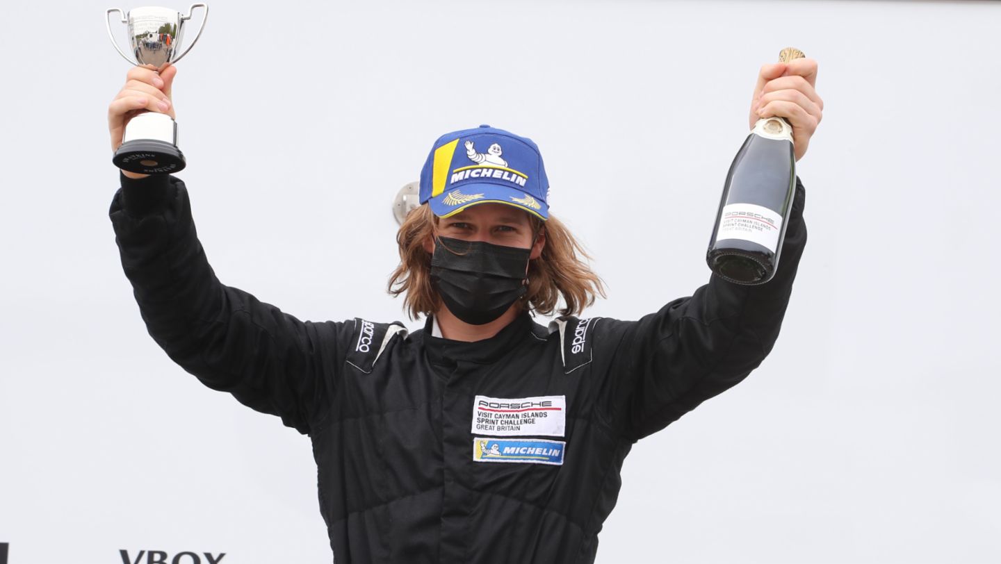Charlie March, 2021, Porsche AG