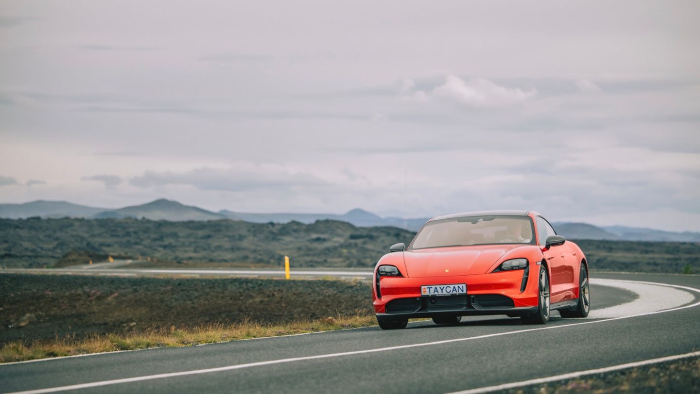 Taycan Turbo S, Iceland, 2021, Porsche AG