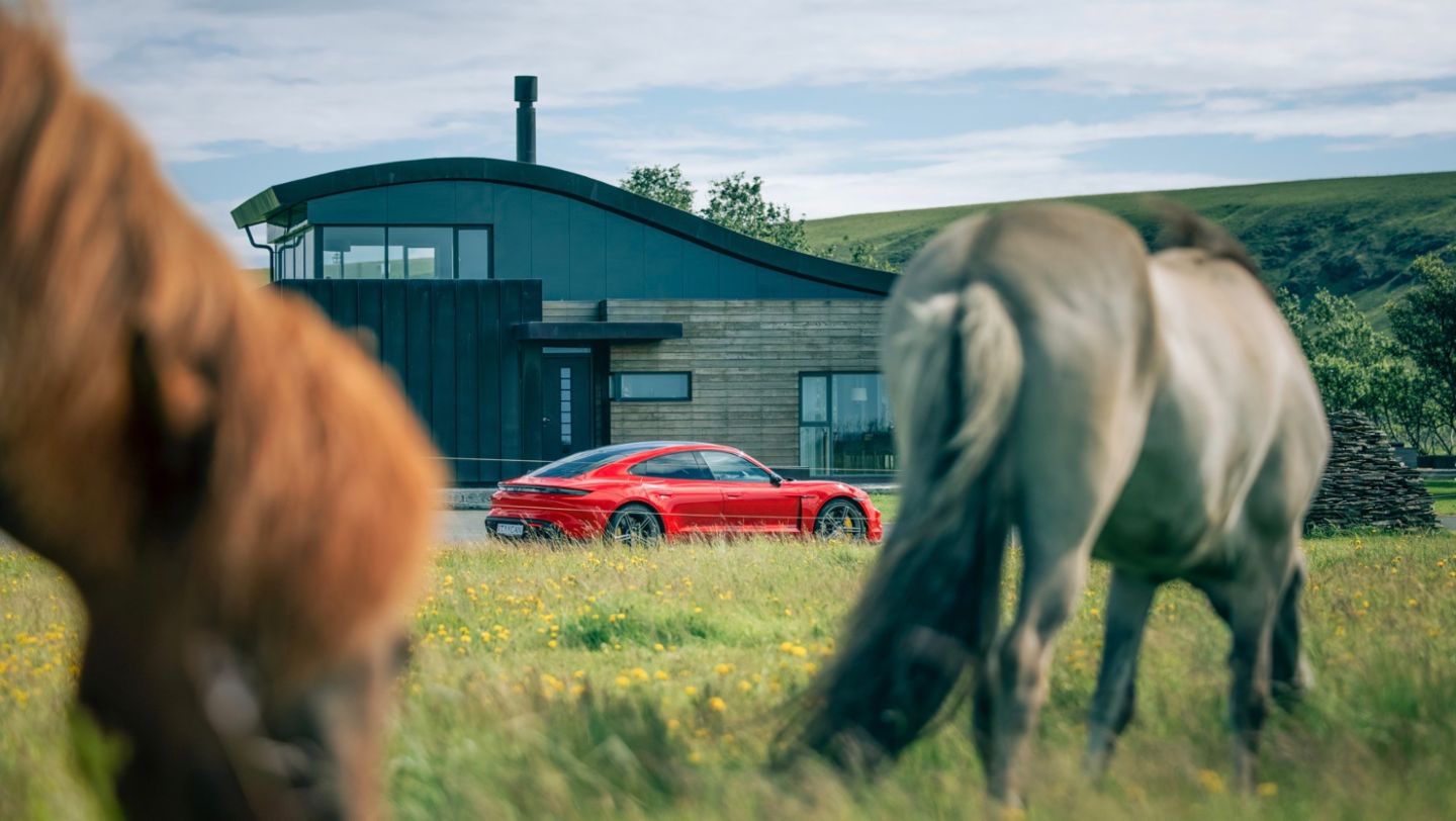 Taycan Turbo S, Iceland, 2021, Porsche AG