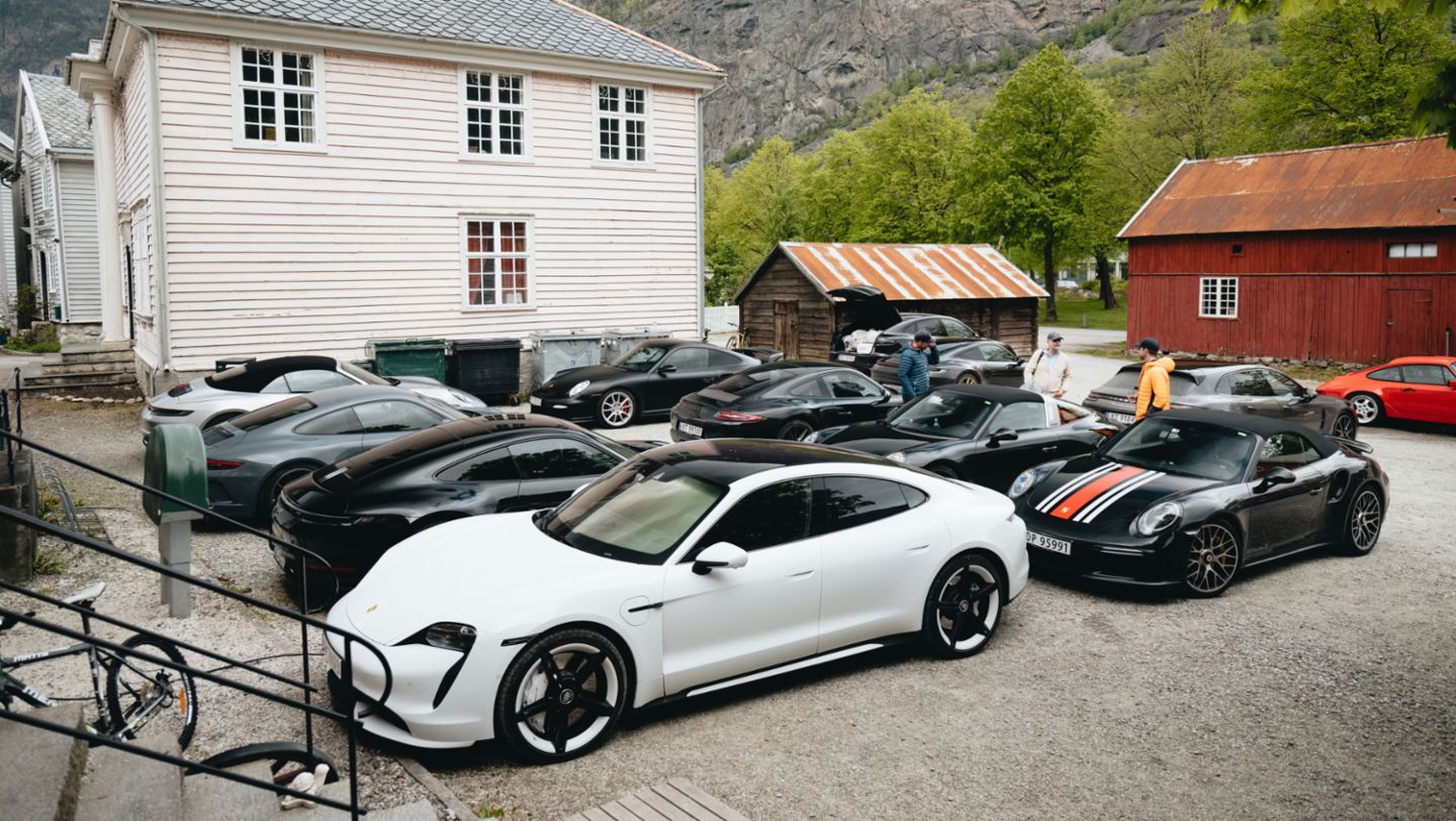 Taycan Turbo, Lærdal, Norway, 2021, Porsche AG