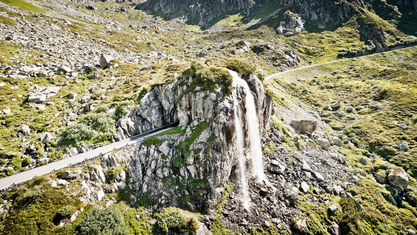 Susten Pass, Switzerland, 2021, Porsche AG
