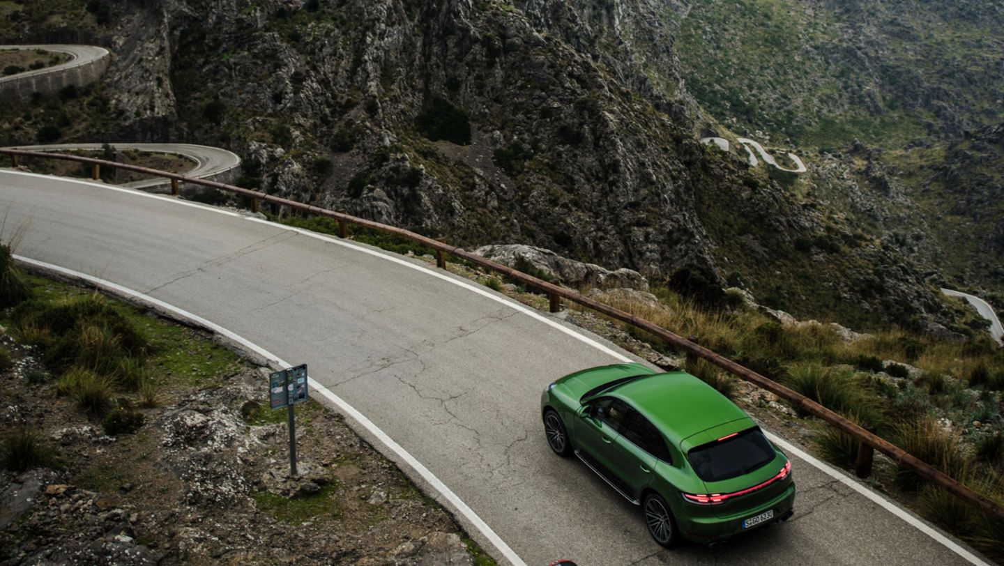 Macan S, Sa Calobra, Cap de Formentor, Mallorca, 2021, Porsche AG