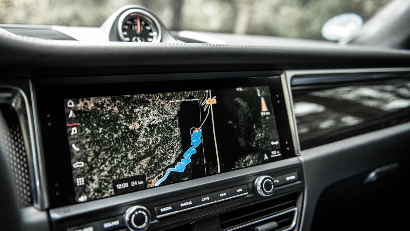 Macan S, Sa Calobra, Cap de Formentor, Mallorca, 2021, Porsche AG