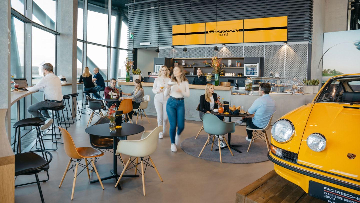 911 Carrera RS 2.7, Carrera Café, Porsche Experience Center Leipzig, 2024, Porsche AG
