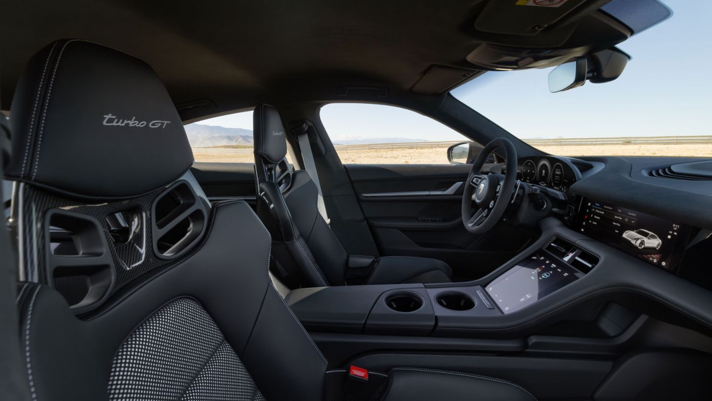 Taycan Turbo GT mit Weissach-Paket, Laguna Seca, USA, 2024, Porsche AG