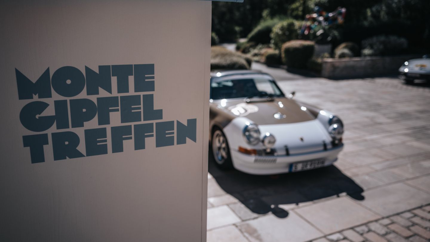 Porsche 911 Dakar, Porsche 911 SC/RS, Porsche 911 Turbo (964), Porsche 911 Turbo (930), Porsche 911 GT3 (l-r), Gipfeltreffen, Südfrankreich, 2026, Porsche AG