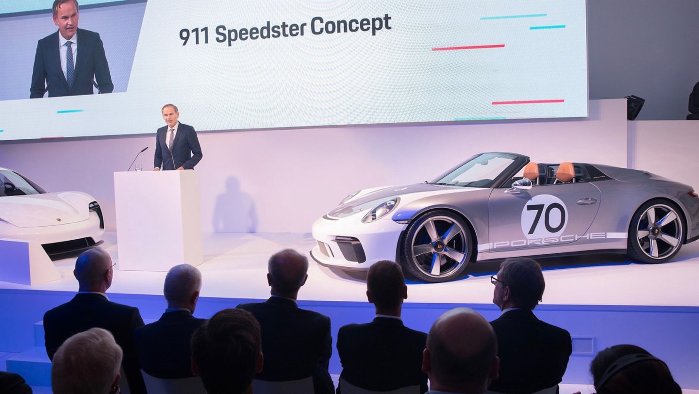 Oliver Blume, Chairman of the Executive Board of Porsche AG, Porsche Taycan, 911 Speedster Concept, Ceremonial opening “70 Years Porsche Sportscar”, 2018, Porsche AG